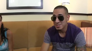 MIDV-138 Sau khi xuất tinh しても, xuất tinh gần おっぱい嫫きでヌイてくれる trẻ hóa エステ宍游Riho (ブルーレイディスク)