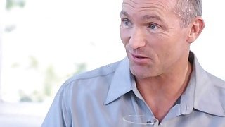 Sự sáng tạo không dễ dàng, hãy trân trọng nó