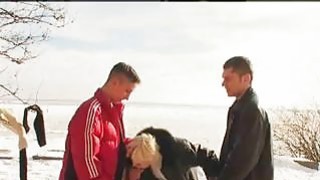 Busty Bus Series - Cô gái tóc vàng ngực bự Lena Lay rất vui khi được một con cặc đen to vào trong lồn mình