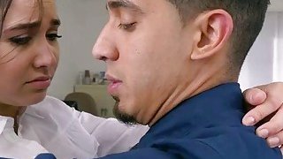 Ông bố bấn cặc địt luôn cô giáo của con zai