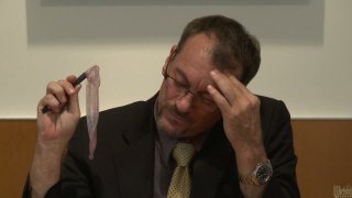 Bạn gái trò chuyện về cuộc sống, cảm xúc và tình dục