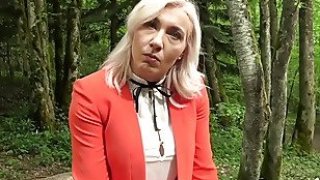 Em thư ký xinh đẹp bú buồi cực điệu nghệ