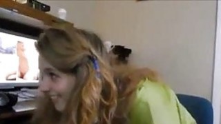 Bố sướng quá lỡ bắn tinh vào lồn con rồi