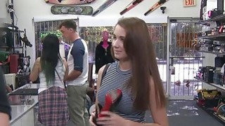 SSNI-531 Vợ chồng mới cưới Du lịch NTR Suy nghĩ của chồng và Giáo dục tình yêu