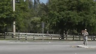 đi ăn gặp em phục vụ đáng yêu và cái kết sung sướng