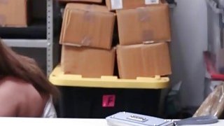 Móc lồn em gái xinh trong nhà nghỉ