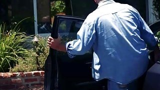 Gạ chịch không được, nam thanh niên dụ nữ massage uống thuốc kích dục