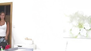 Melody marks có một ngày trải nghiệm quan hệ ngoài trời thú vị