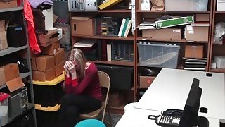 gái văn phòng vú to mông to