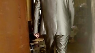 Cậu nhóc bất đắc dĩ trở thành diễn viên jav vì thiếu người