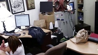 Chồng yếu sinh lý vợ liền địt nhau vụng trộm cùng em chồng