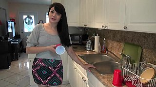 Nữ thần ngọt ngào cấp độ SSS, thổi, mút và liếm dưới háng của đàn anh mà tôi yêu thích...