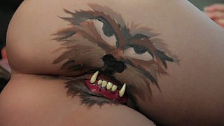 [91 Ông Trần] Tắm rửa xong, tiếp tục quan hệ với cô em gái Quảng Tây. Đầu tiên, dùng ngón tay vàng để đào hết âm thanh của nước. Phối cảnh AV chèn bên âm hộ. Tác động trực quan cực kỳ mạnh mẽ. Sau khi đi vào từ phía sau, đó là một trải nghiệm tuyệt vời...