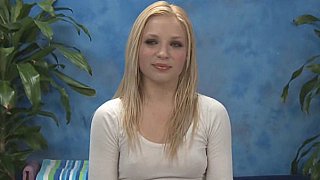 Người yêu của con trai bị bố Chồng yêu nghiện tình dục bắt làm người tình