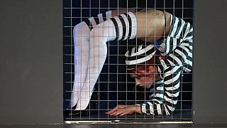 CJOD-367 Xứ sở xuất tinh không giới hạn nơi bạn có thể bị kiềm chế bằng cách thì thầm những lời tục tĩu dành cho đàn ông M