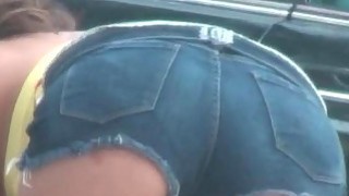 Người chuyển giới Yuanqijiang bị chó dùng cu to đụ qua bộ đồ múa ba lê