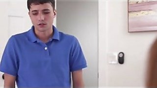 Giúp vợ tôi làm spa âm đạo