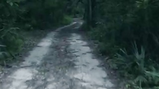 Dạo này doanh số bán hàng...