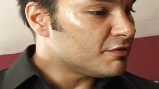 Lần đầu gặp anh đưa về nhà xxx đau lồn