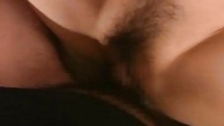 Lần đầu có em gái, cậu trai nhờ cô bạn thân học cách làm tình