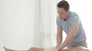 sex nhanh bắn nước