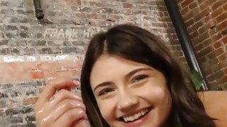 Má địt trộm với gia sư của con trai từ cửa nhà đến phòng ngủ