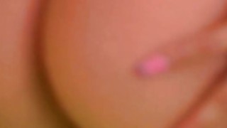 Cậu nhân viên cặc to được nữ chủ tịch gạ địt