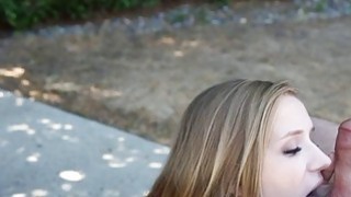 đắng lòng nhìn bà xã nhắn tin với trai lạ