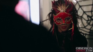 Nửa đêm nứng cặc bú lồn chị dâu xinh đẹp