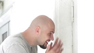 171 Người phụ nữ trẻ xinh đẹp trong đôi tất đen, rên rỉ ngọt ngào.