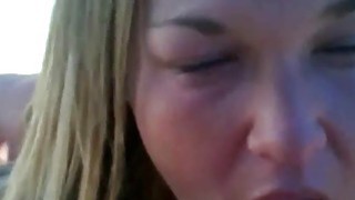 Chị gái Shen Nana xoa bóp cu cho thằng em