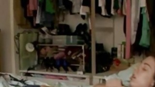 Những cô em gái dâm đãng