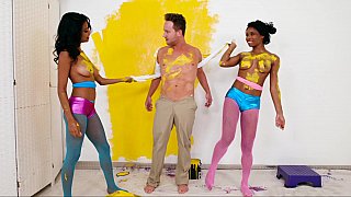 Cô già bay đôi thật ngầu và thú vị