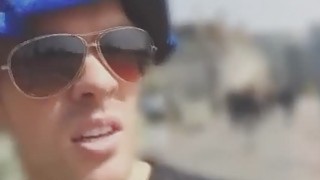 Sưng âm đạo với anh đồng nghiệp phang quá khoẻ