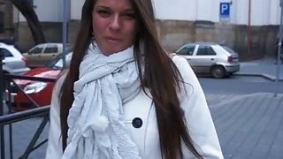 Trộm vặt ở cửa cu tiện lợi, em học sinh nữ chịu cái kết đắng