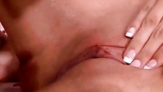 Mẹ kiếm cậu bé bắt nạt con trai mình để dạy dỗ và cái kết