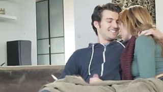 Đụ bạn thân em gái đến học nhóm rồi đụ luôn em gái