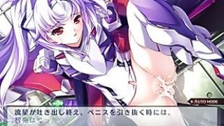 Một cô gái Thái có vòng 1 khủng với tất đen và đôi chân đẹp đang có vóc dáng tuyệt vời. Cô ấy tắm trong bồn tắm và quan hệ với âm hộ của mình. Cô ấy quan hệ với cô bé từ phía sau và xoa bóp ngực cô bé. Cô ấy di chuyển đến ghế sofa và cưỡi lên con mèo của mình.