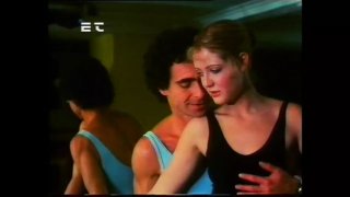 Cháu gái ăn mặc hở hang bị chú ruột địt phồng lồn