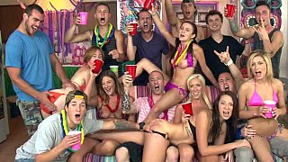 Cô gái ngây thơ và gã bác sĩ bệnh hoạn vietsub ~momo sakura