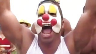 Con trai đi bàn việc làm ăn, bố ở nhà nện nàng dâu ngoại quốc dễ thương