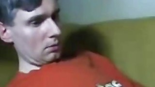 ông xã mải mê công việc, người vợ ở nhà chìm đắm tình dục với bố chồng