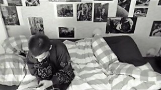 Ngày đầu đóng phim sex của cô gái tóc vàng