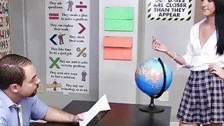 địt em lần cuối trước khi lấy chồng