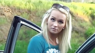 Cái miệng hư hỏng sinh ra chỉ để mút cu