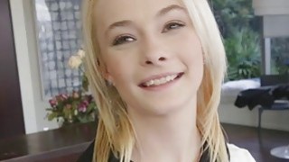 Người phụ nữ trẻ tôi gặp trong buổi họp phụ huynh