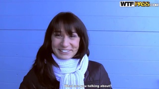 Bạn gái đại học của tôi đang tìm kiếm một chàng trai độc thân, và chàng trai độc thân là sinh viên thể thao đã hoàn toàn chinh phục bạn gái tôi