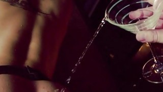 Người vợ thuê pt riêng về tập để giảm cân nhưng không ngờ ả gạ gẫm Chồng yêu cô